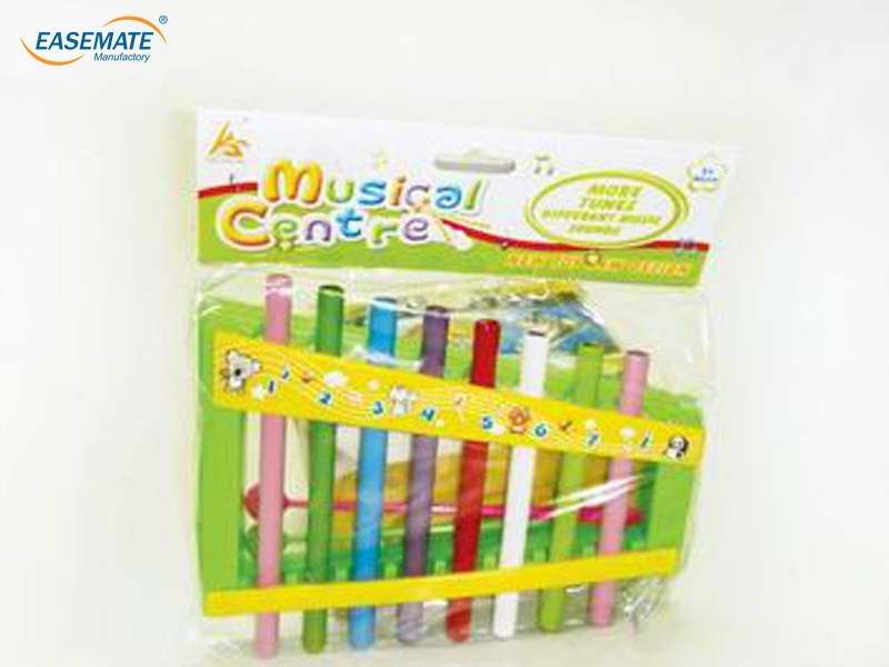 EA73141 - The music on piano