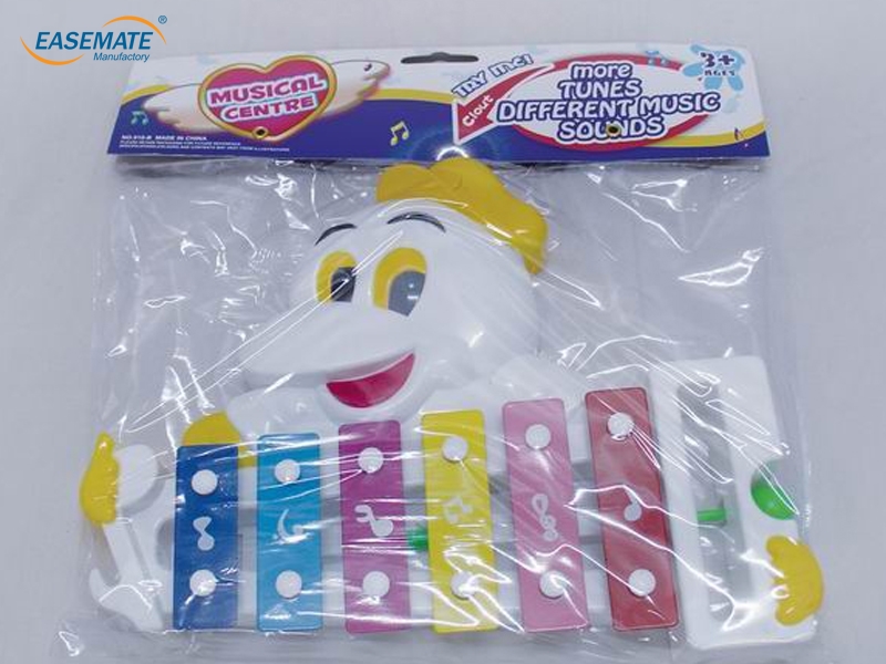 EA73150 - Sixth Donald on piano