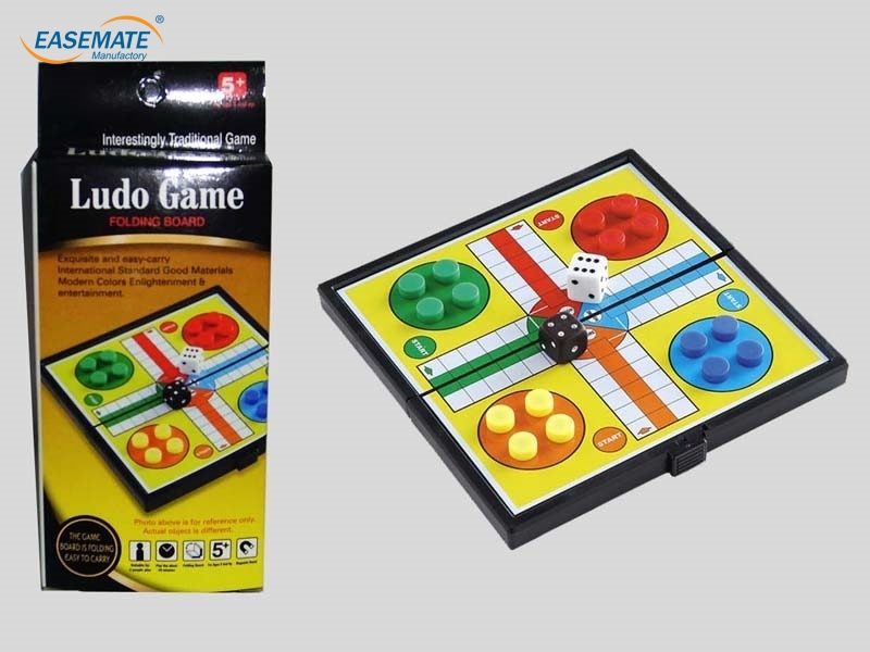 EB39126 - Folding magnetic Dice Chess ( flight chess )