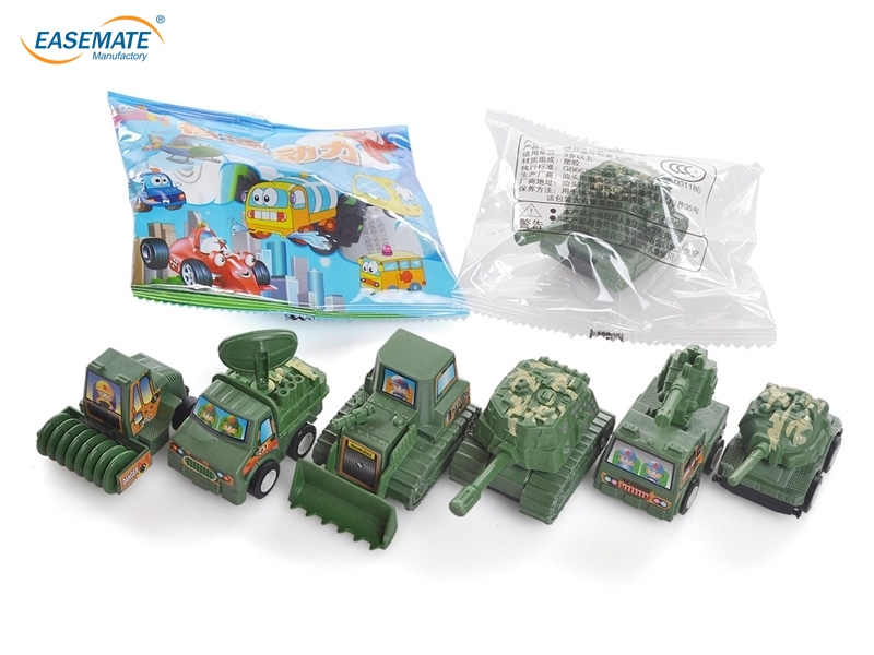 EB557271 - PULL BACK of 12 military vehicles ( color bag )